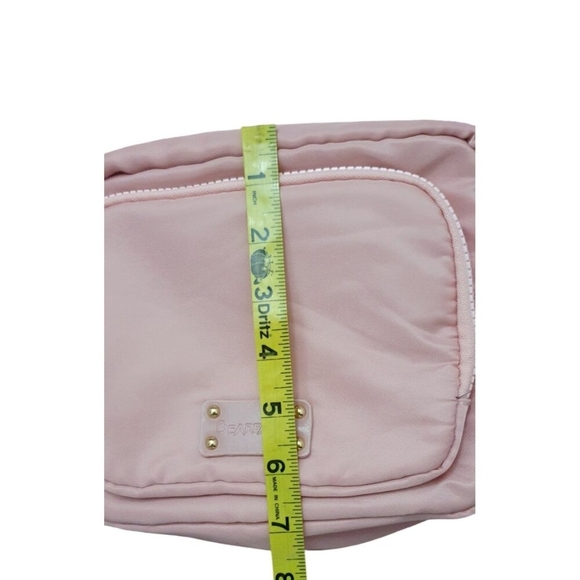 Bearpaw Crossbody - Picture 9 of 10